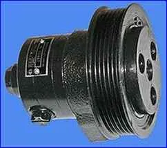 Removal and repair of the power steering pump for a Gazelle car