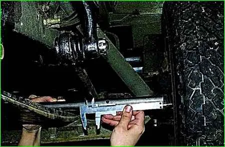 Проверка и регулировка углов установки передних колес автомобиля ГАЗ-2705