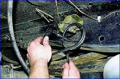 Replacing the regulator