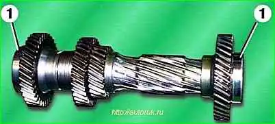 Разборка промежуточного вала коробки передач