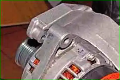 Reemplazo de la correa del generador Lada Granta