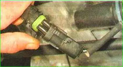 Überprüfung und Austausch der Sauerstoffsensoren Lada Granta