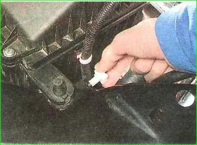 Adjusting the light block headlights