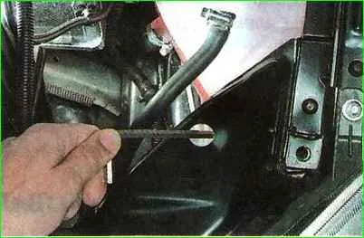 Adjusting headlights