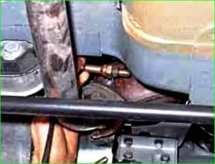 Überprüfung und Austausch der Sauerstoffsensoren Lada Granta