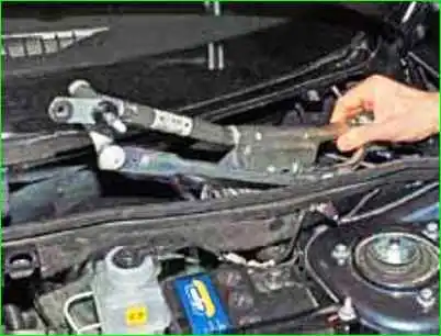 Anleitung Scheibenwischer und -wascher reparieren So reparieren Sie einen Scheibenwischer und -wascher