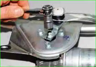 Anleitung Scheibenwischer und -wascher reparieren So reparieren Sie einen Scheibenwischer und -wascher