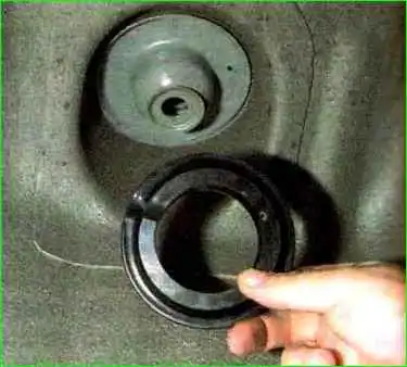 Ауыстыру артқы амортизатор Артқы амортизаторды ауыстыру