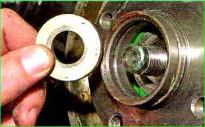 How to replace the rear wheel bearing Lada Granta