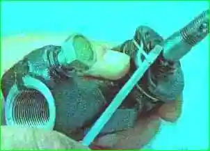 Замена наконечников рулевых тяг