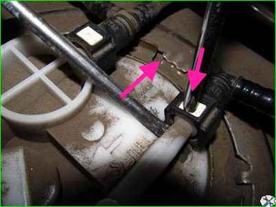 How to remove the fuel module Lada Kalina