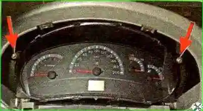 Зняття та встановлення щитка приладів на Ладі Каліні