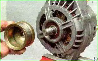 Снятие и разборка генератора Снятие и разборка генератора