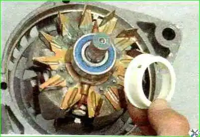 Снятие и разборка генератора Снятие и разборка генератора