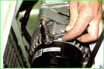 Снятие и разборка генератора Снятие и разборка генератора