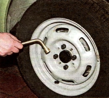 Проверка и замена колес а втомобиля