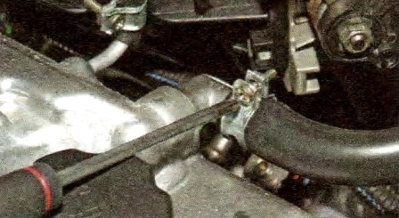 ВАЗ-21114 қозғалтқышының клапандарын қалай реттеуге болады