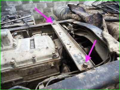 Removal and installation of a Kamaz diesel engine