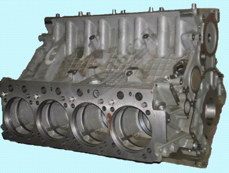 Блок цилиндров и характеристика двигателей КАМАЗ 740.11-240, 740.13-260, 740.14-300, 740.11-3902007 РЭ