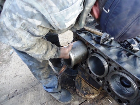 Urgent replacement of Kamaz cylinder liner
