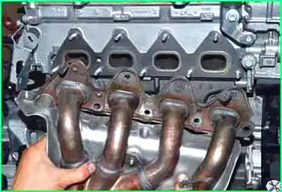 Қалай K4M сору коллекторының тығыздағышын ауыстыру К4M шығару коллекторының тығыздағышын қалай ауыстыруға болады