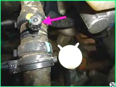 How to replace the engine coolant Lada Largus