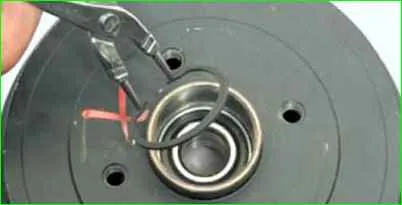 How to replace the rear wheel hub bearing of the Lada Largus