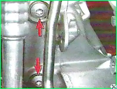 How to replace the power steering pump of a Lada Largus