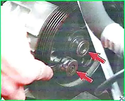 How to replace the power steering pump of a Lada Largus