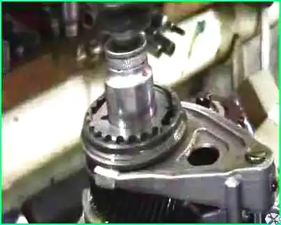 How to disassemble the JH3 gearbox