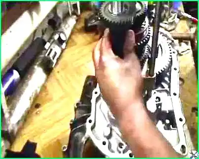 How to disassemble the JH3 gearbox