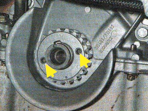 Как заменить сальники коленчатого вала двигателя К7М