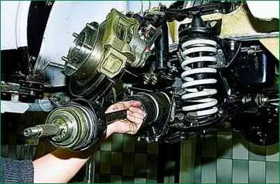 Алдыңғы доңғалақ жетектерін ауыстыру Niva Chevrolet
