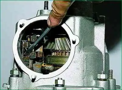 Reparación de la caja de cambios del VAZ-2123