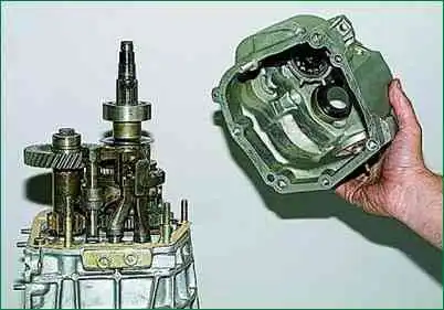 Reparación de caja de cambios VAZ-2123
