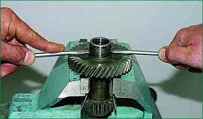 Reparación de caja de cambios VAZ-2123