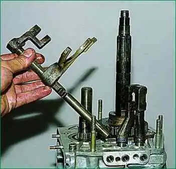Reparación de caja de cambios VAZ-2123
