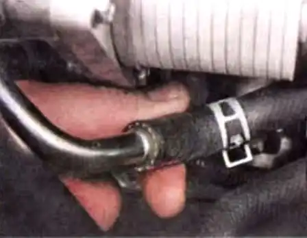 Снятие и установка коробки передач автомобиля Mitsubishi Lancer