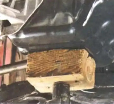 Снятие и установка коробки передач автомобиля Mitsubishi Lancer