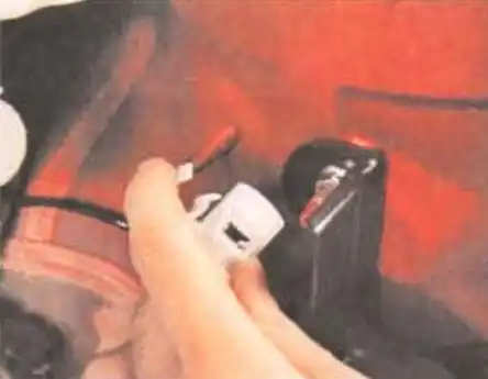 Снятие и установка коробки передач автомобиля Mitsubishi Lancer