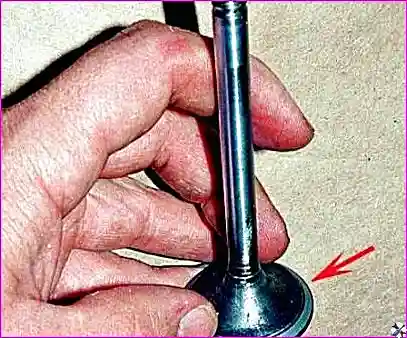 Процесс притирки клапана