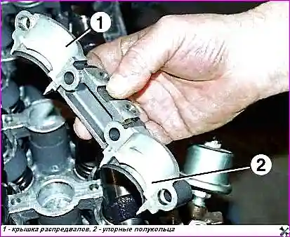 Установка передней крышки распределительных валов с упорными полукольцами