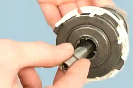 Снятие и ремонт стартера УАЗ Патриот