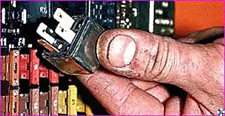 Извлечение реле