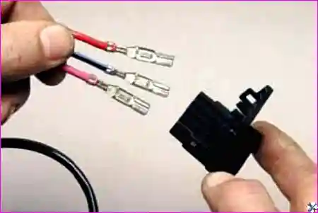 Извлечение клемм