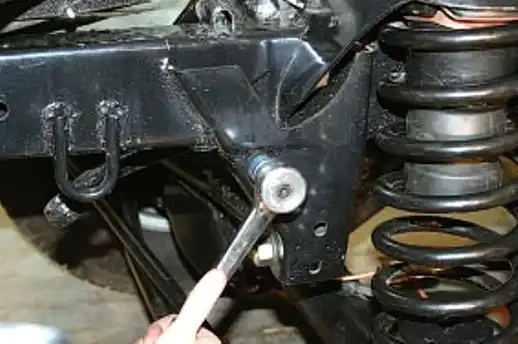 Как заменить элементы ГУР автомобиля УАЗ Патриот Как заменить элементы ГУР автомобиля УАЗ Патриот