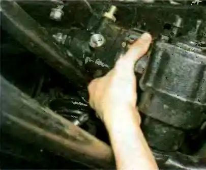 Как заменить элементы ГУР автомобиля УАЗ Патриот Как заменить элементы ГУР автомобиля УАЗ Патриот