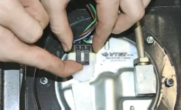 Снижение давления системы питания УАЗ Патриот Снижение давления системы питания УАЗ Патриот