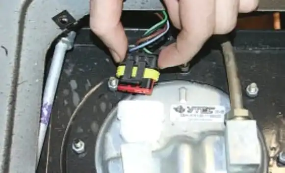 Снижение давления системы питания УАЗ Патриот Снижение давления системы питания УАЗ Патриот