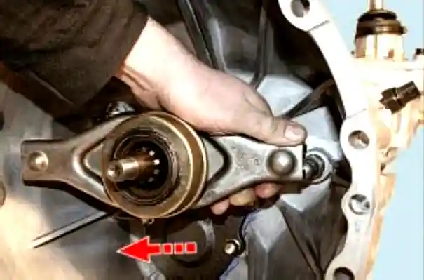 Замена выжимного подшипника Замена выжимного подшипника